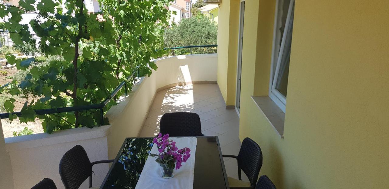 Apartmani Vranjkovic Vodice Exterior foto